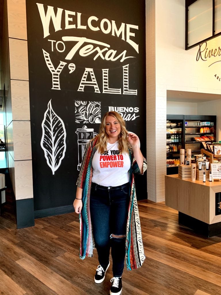 Casey Walker, size 14 blogger, Nuuly review